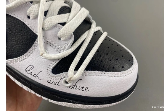 Reverse Nike Panda Dunk  FD9064-011 Low 0202